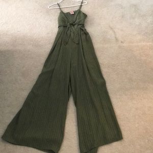 Flying Tomato Olive Jumper